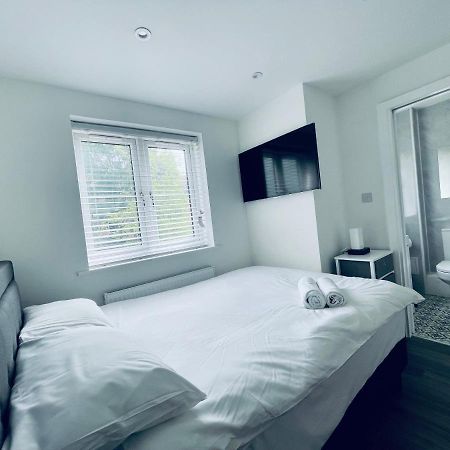 Riverside Premium En Suite Double Room E14 Лондон Экстерьер фото
